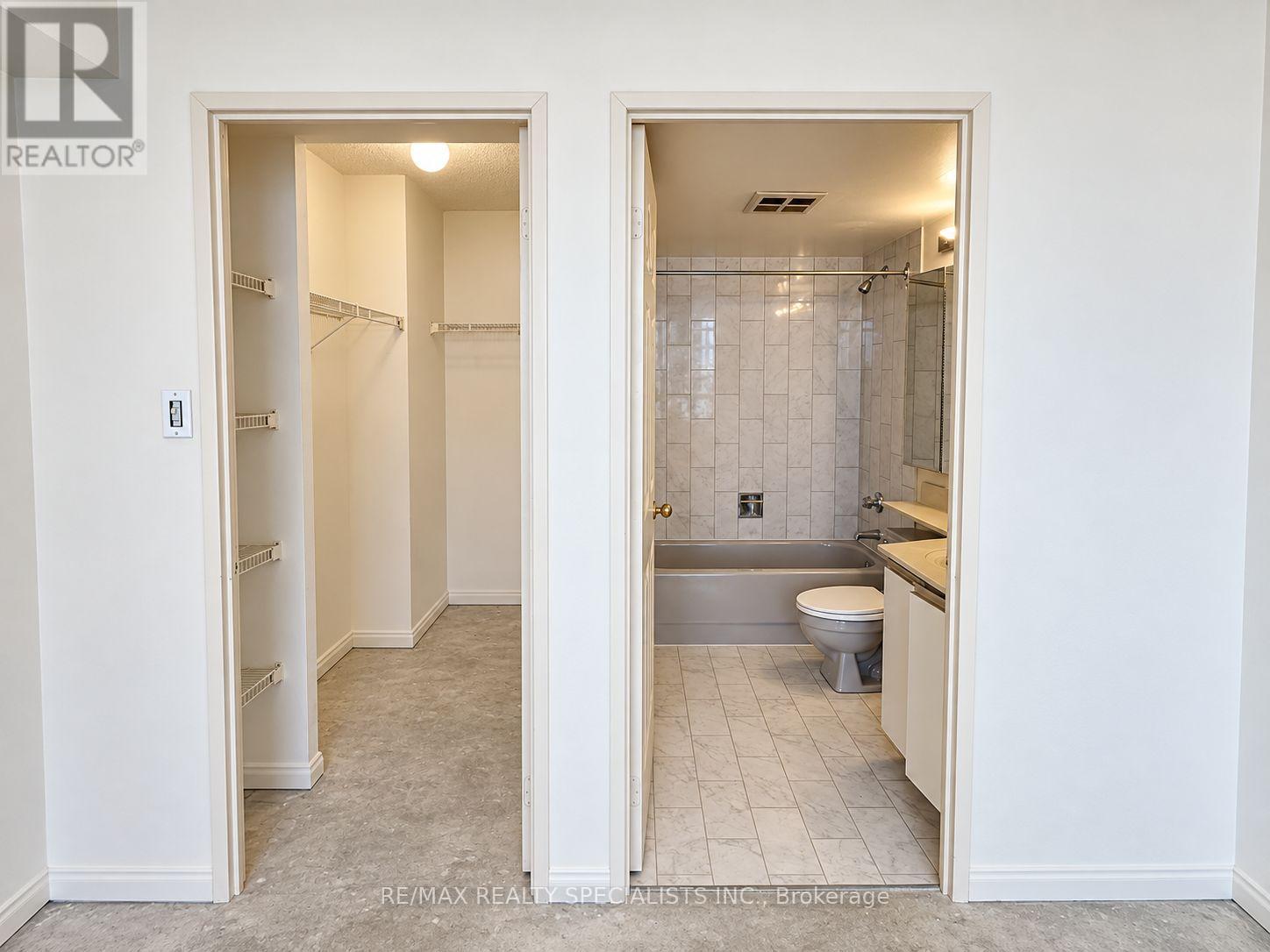 2202 - 285 Enfield Place, Mississauga, Ontario  L5B 3Y6 - Photo 8 - W13867942