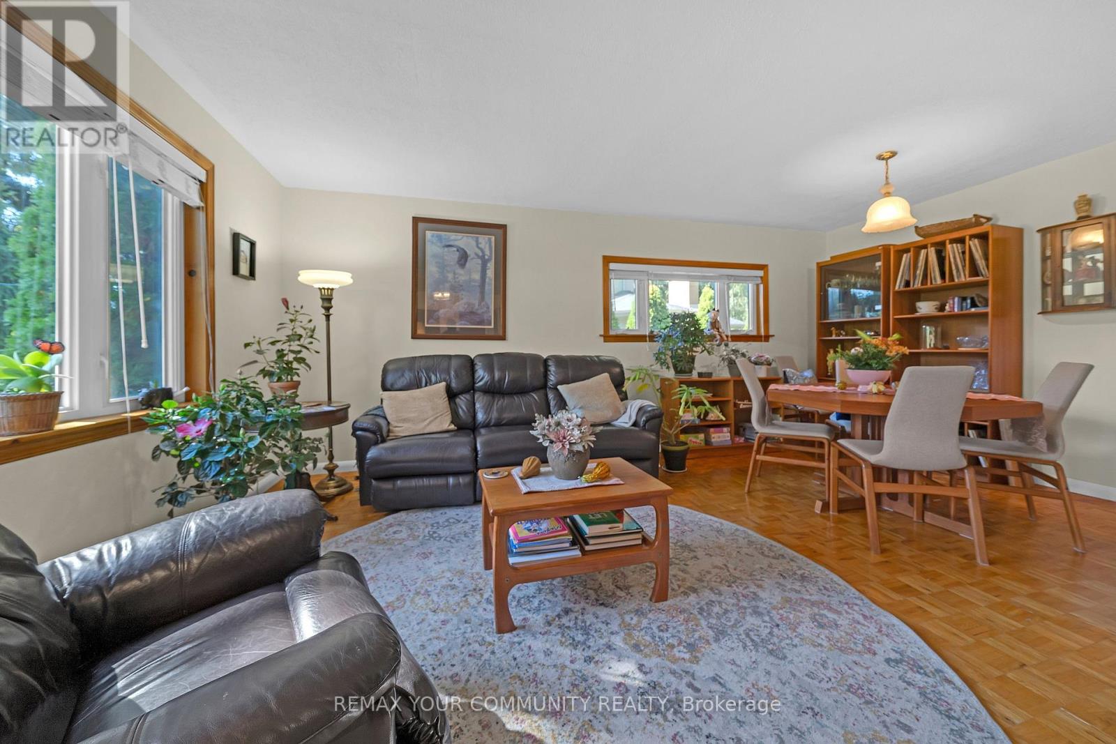 223 Richmond Street, Richmond Hill, Ontario  L4C 3Y9 - Photo 8 - N13599020
