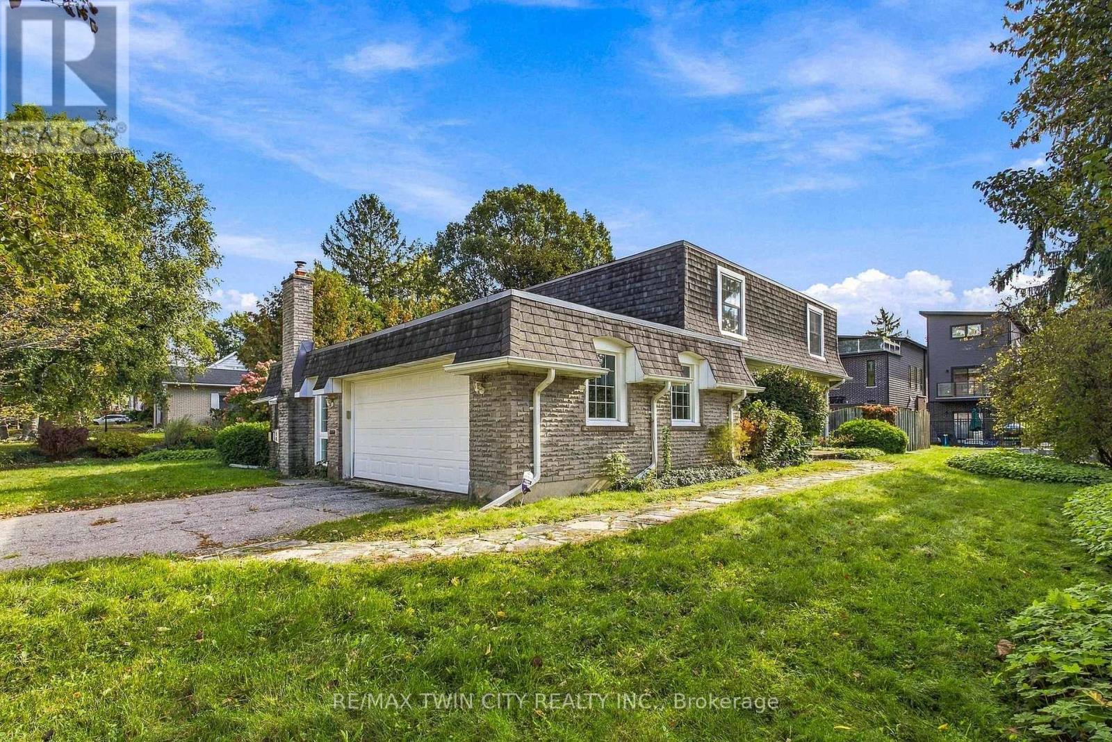 287 Blue Heron Ridge, Cambridge, Ontario  N3H 3H1 - Photo 2 - X13867792