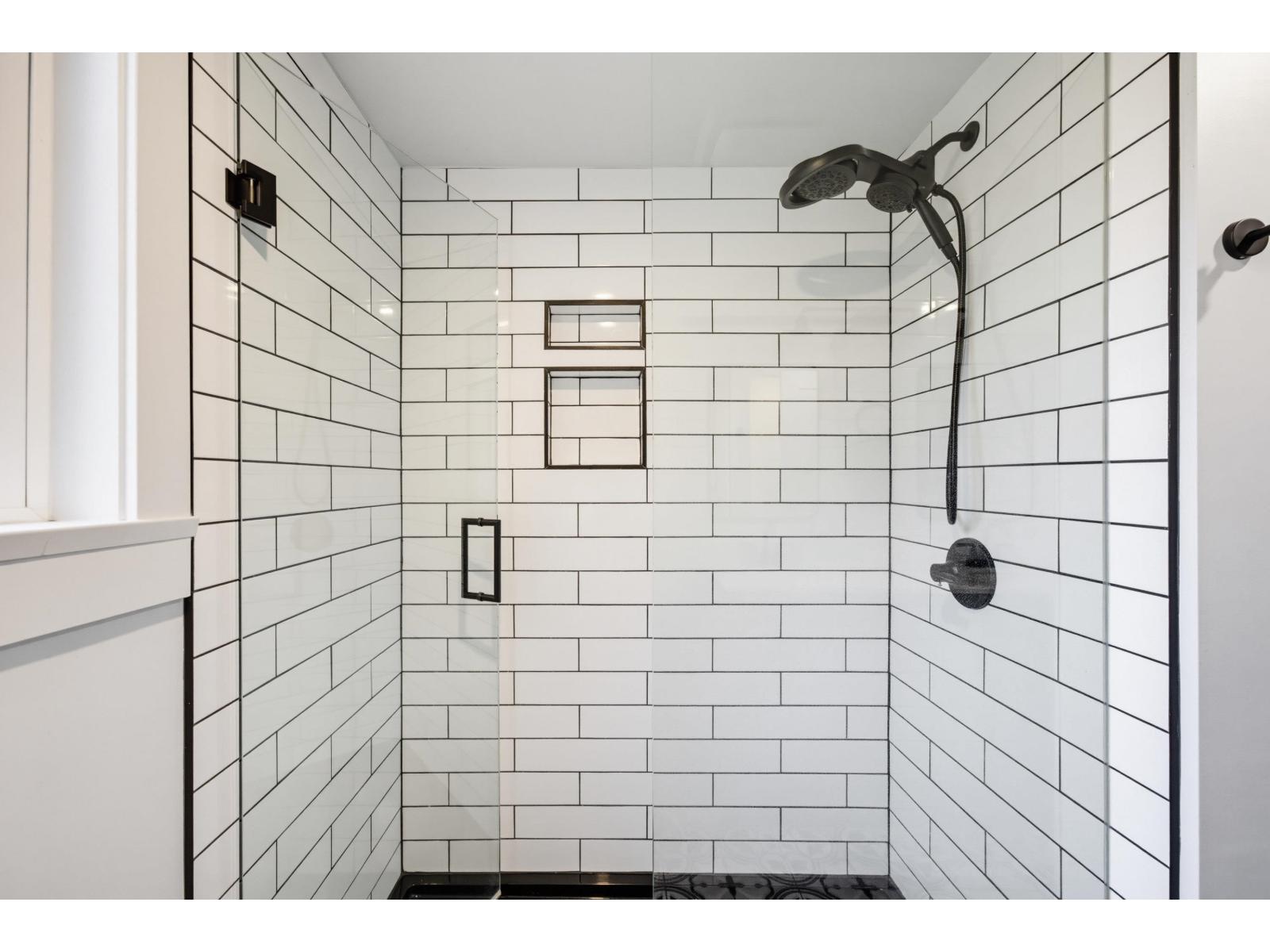 24061 55 AVENUE
