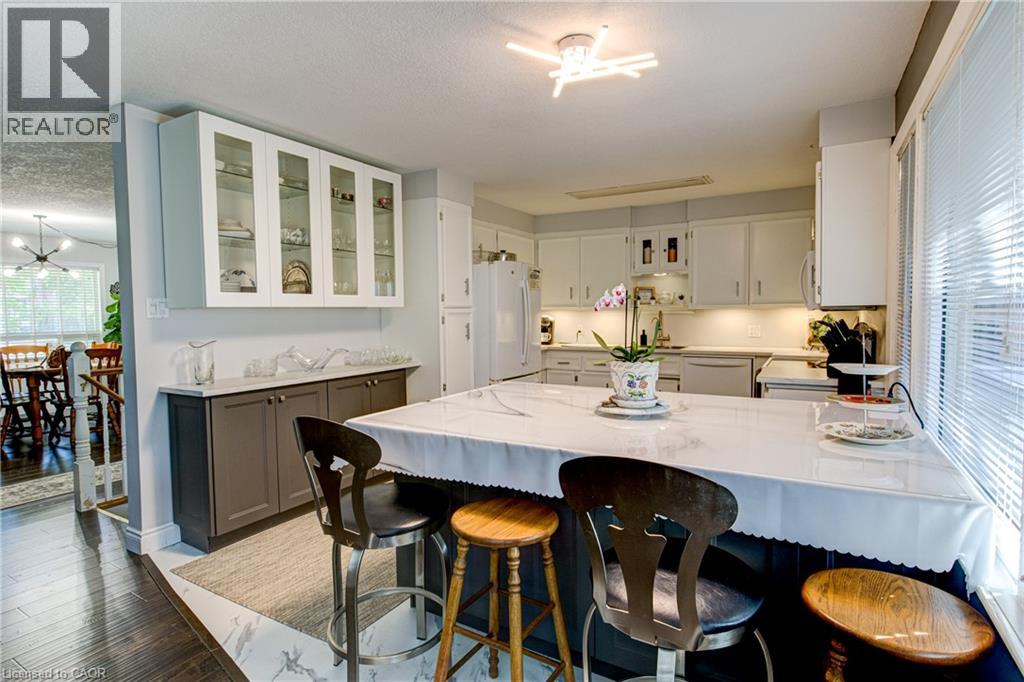 3 Oakwood Avenue, Kitchener, Ontario  N2H 6G7 - Photo 10 - 40869187
