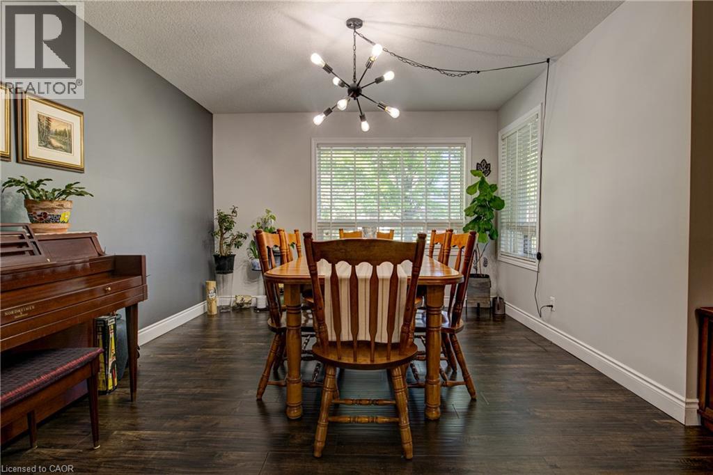 3 Oakwood Avenue, Kitchener, Ontario  N2H 6G7 - Photo 6 - 40869187