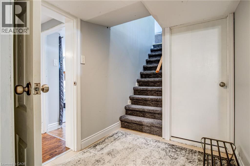 3 Oakwood Avenue, Kitchener, Ontario  N2H 6G7 - Photo 32 - 40869187
