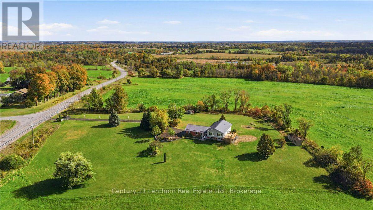 1286 CROOKSTON ROAD, Centre Hastings, Ontario