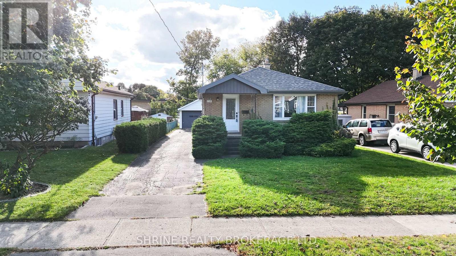 227 Sterling Street, London East, Ontario  N5Y 1Z3 - Photo 5 - X13868072