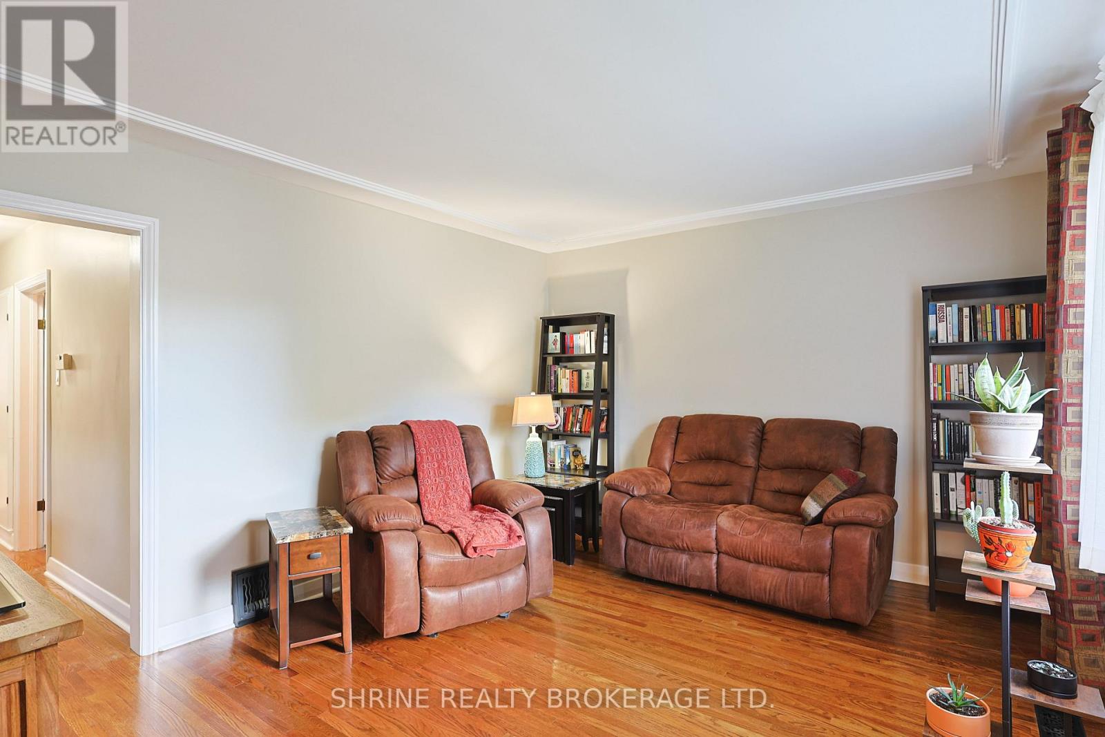 227 Sterling Street, London East, Ontario  N5Y 1Z3 - Photo 7 - X13868072