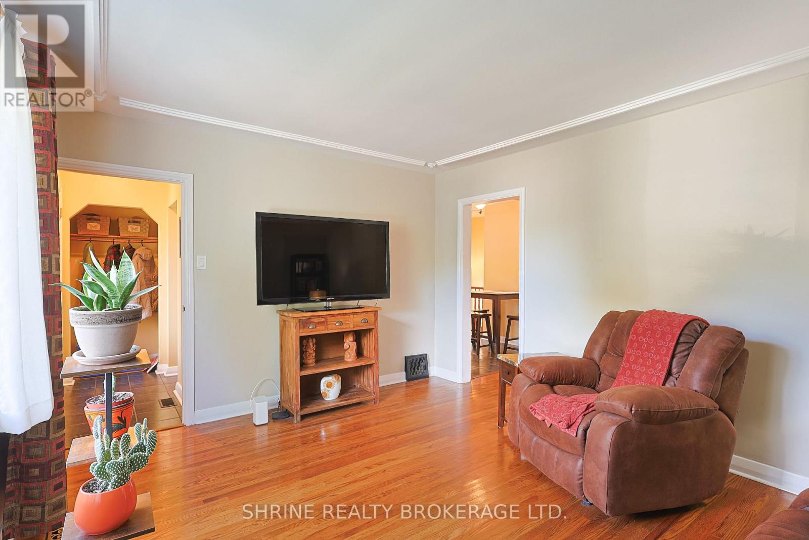227 Sterling Street, London East, Ontario  N5Y 1Z3 - Photo 9 - X13868072