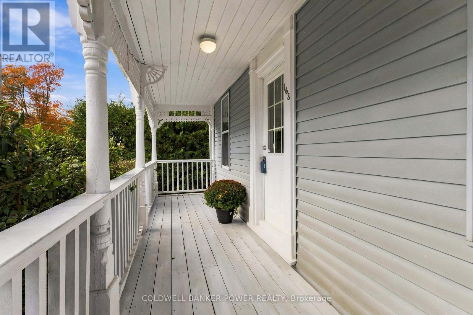 168 William Street, North Middlesex, Ontario  N0M 1A0 - Photo 4 - X13868216