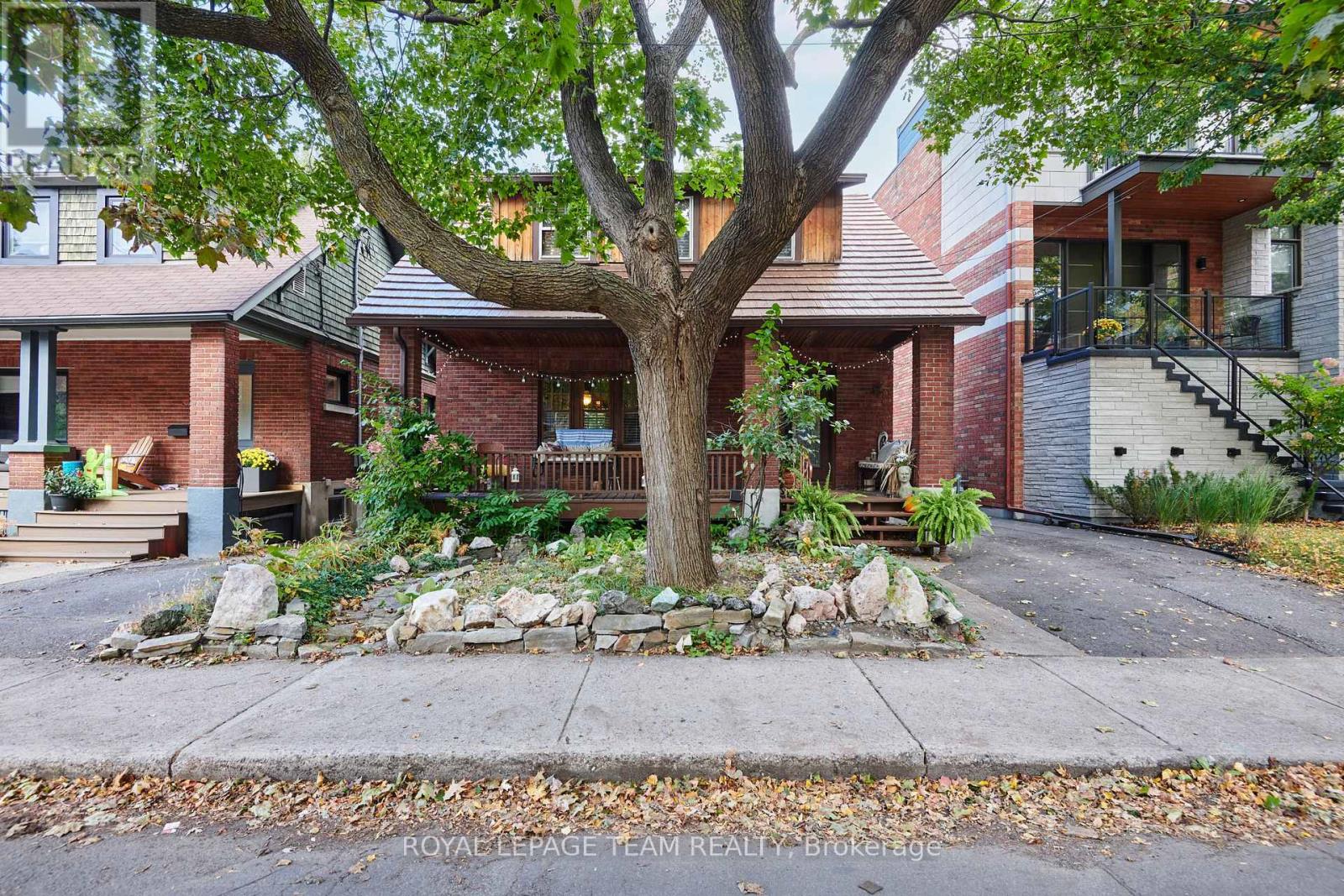 7 THORNTON AVENUE, Ottawa, Ontario