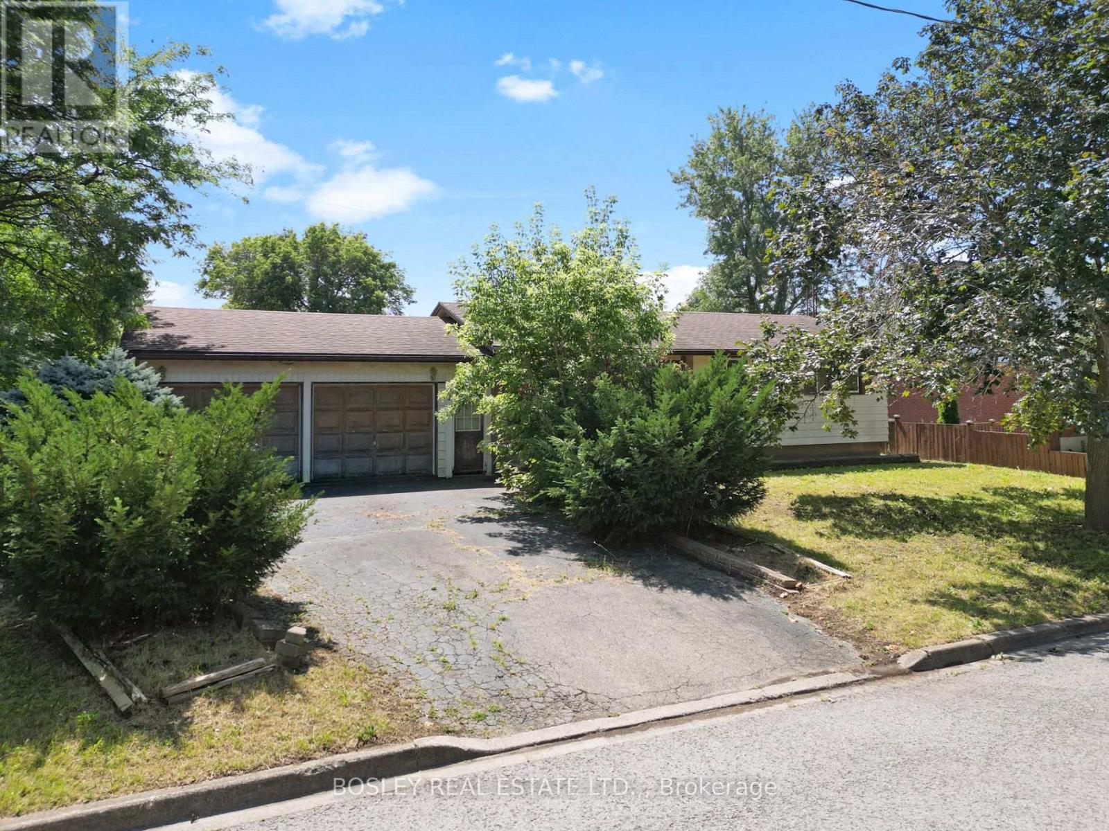 1 Wallace Street, St. Catharines, Ontario  L2S 3A8 - Photo 3 - X13868190