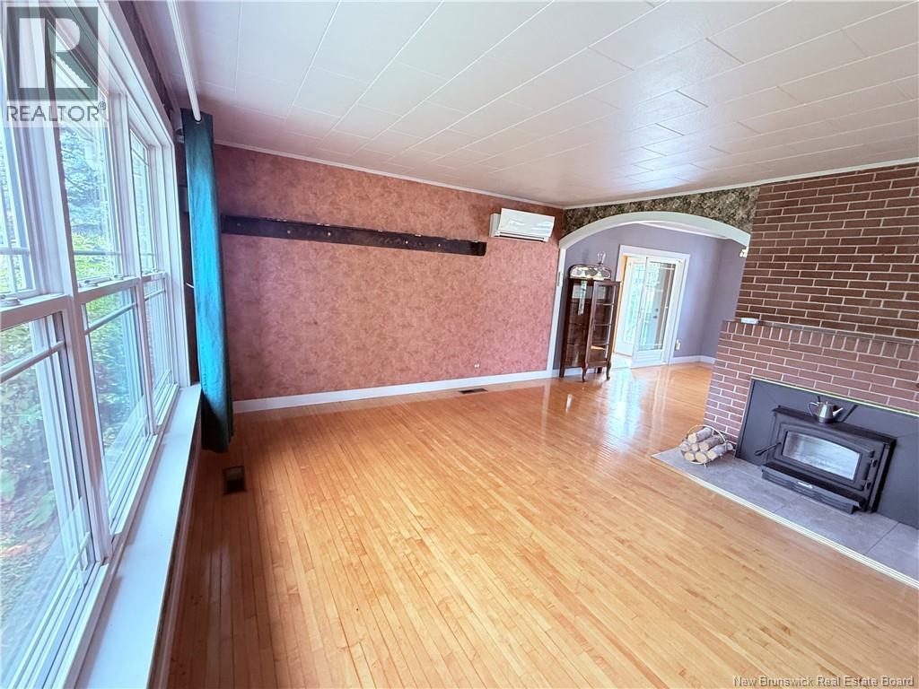 841 Main Street, Woodstock, New Brunswick  E7M 2G5 - Photo 18 - NB149113