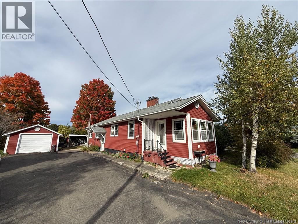 841 Main Street, Woodstock, New Brunswick  E7M 2G5 - Photo 5 - NB149113