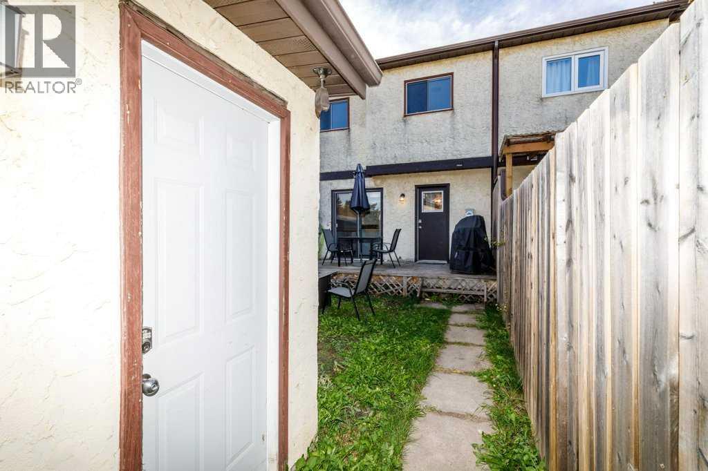 16C Manning Street