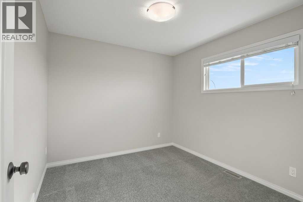 1 Coventry Close