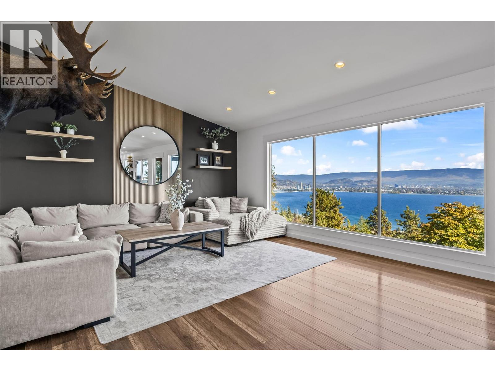 2751 Lakeview Road, West Kelowna, British Columbia