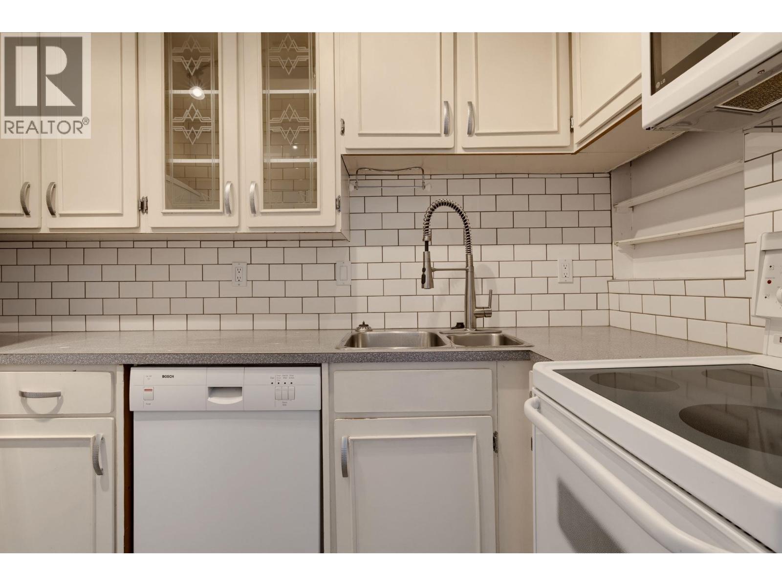 301 1930 W 3rd Avenue, Vancouver, British Columbia  V6J 1L1 - Photo 29 - R3172826