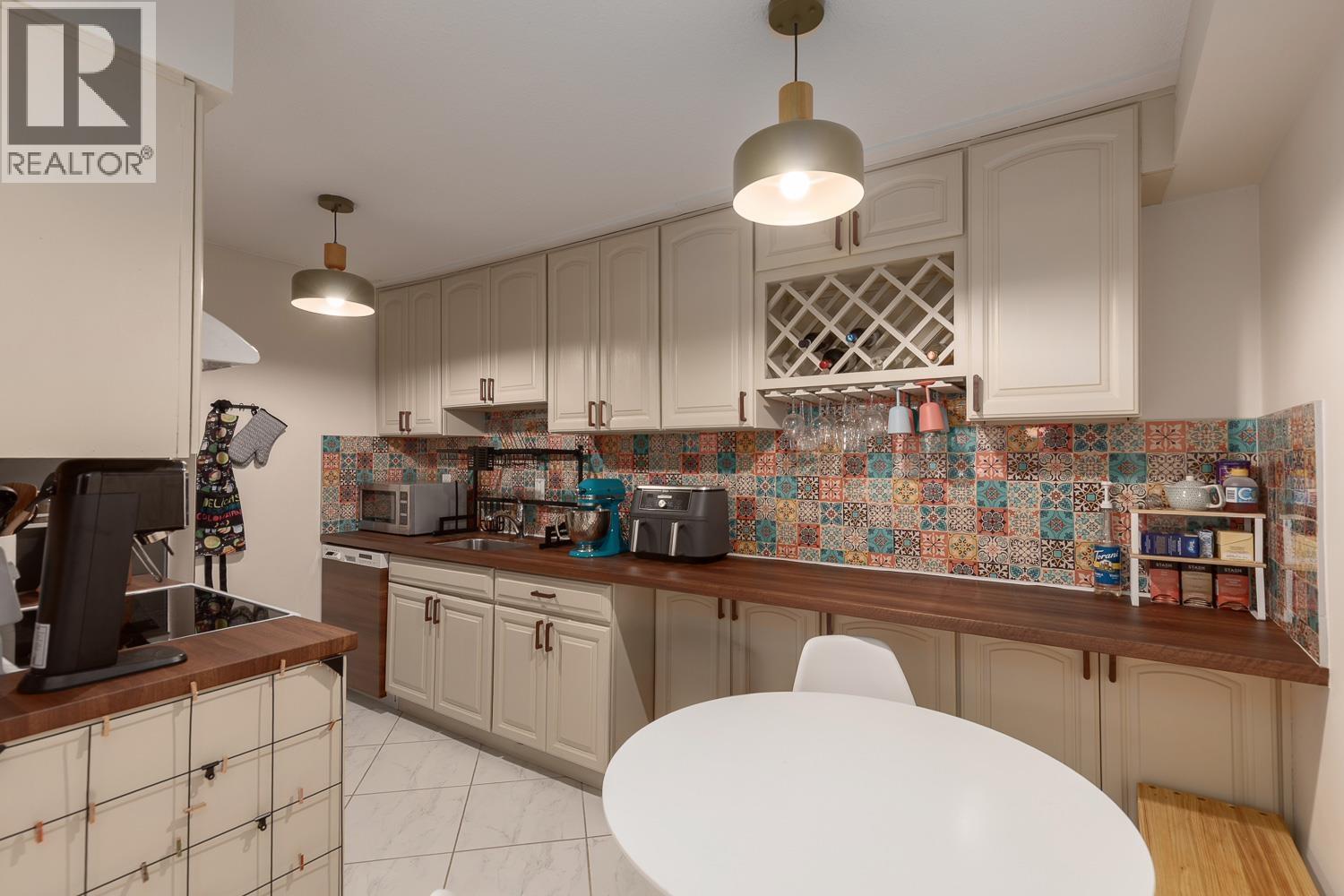 208 1435 Nelson Street, Vancouver, British Columbia  V6G 2Z3 - Photo 14 - R3172857