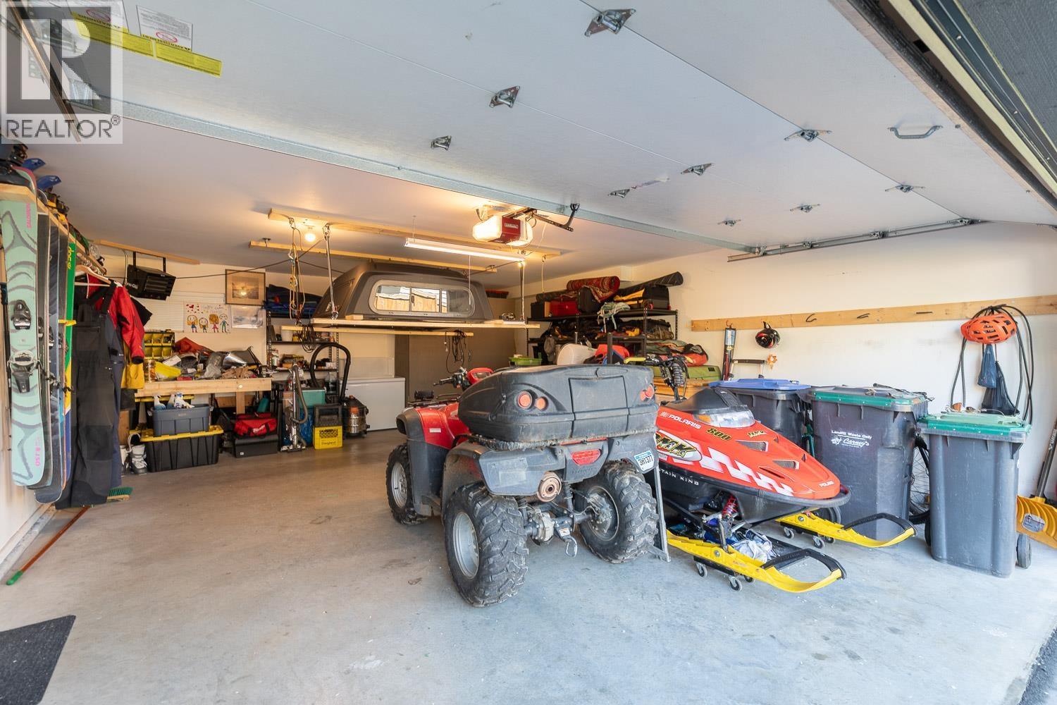 3 38447 Buckley Avenue, Squamish, British Columbia  V8B 0B8 - Photo 40 - R3172870