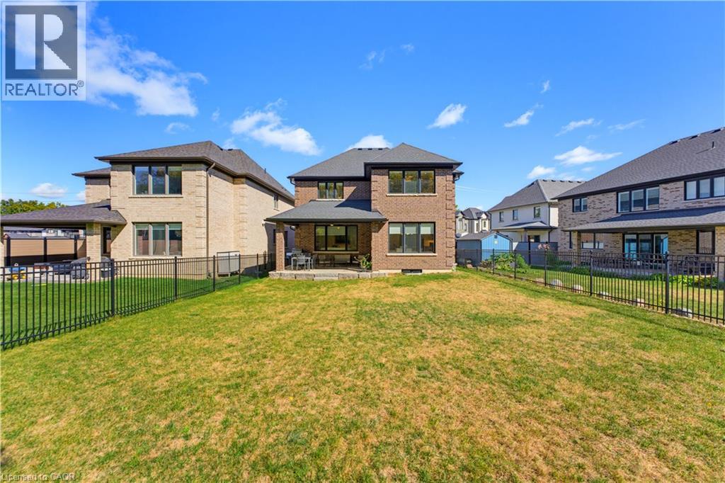 283 Otterbein Road, Kitchener, Ontario N2B 0A7 - Photo 36 - 40869002