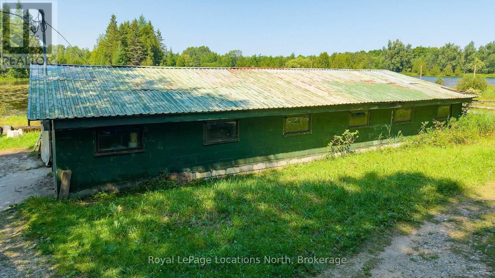 548037 3rd Side Road, Blue Mountains, Ontario N0H 2E0 - Photo 3 - X13868172