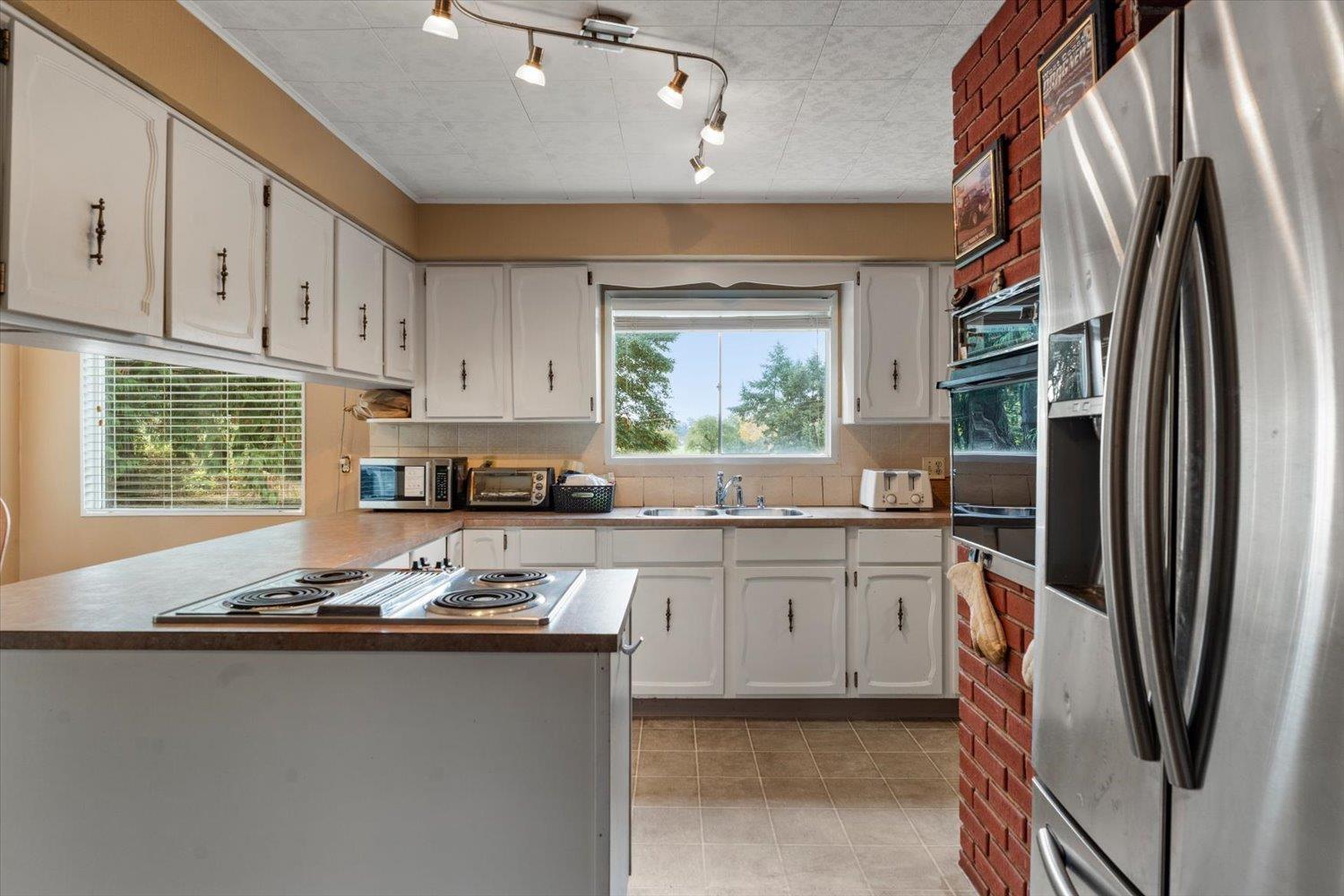 42111 RATZLAFF ROAD|Yarrow
