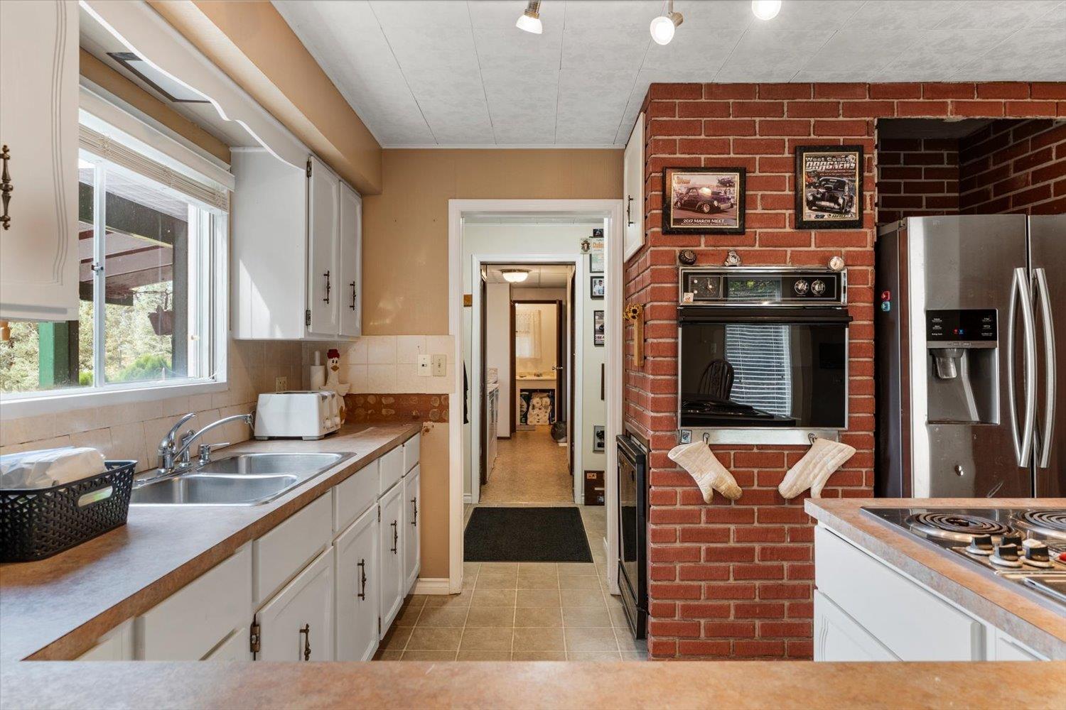 42111 RATZLAFF ROAD|Yarrow