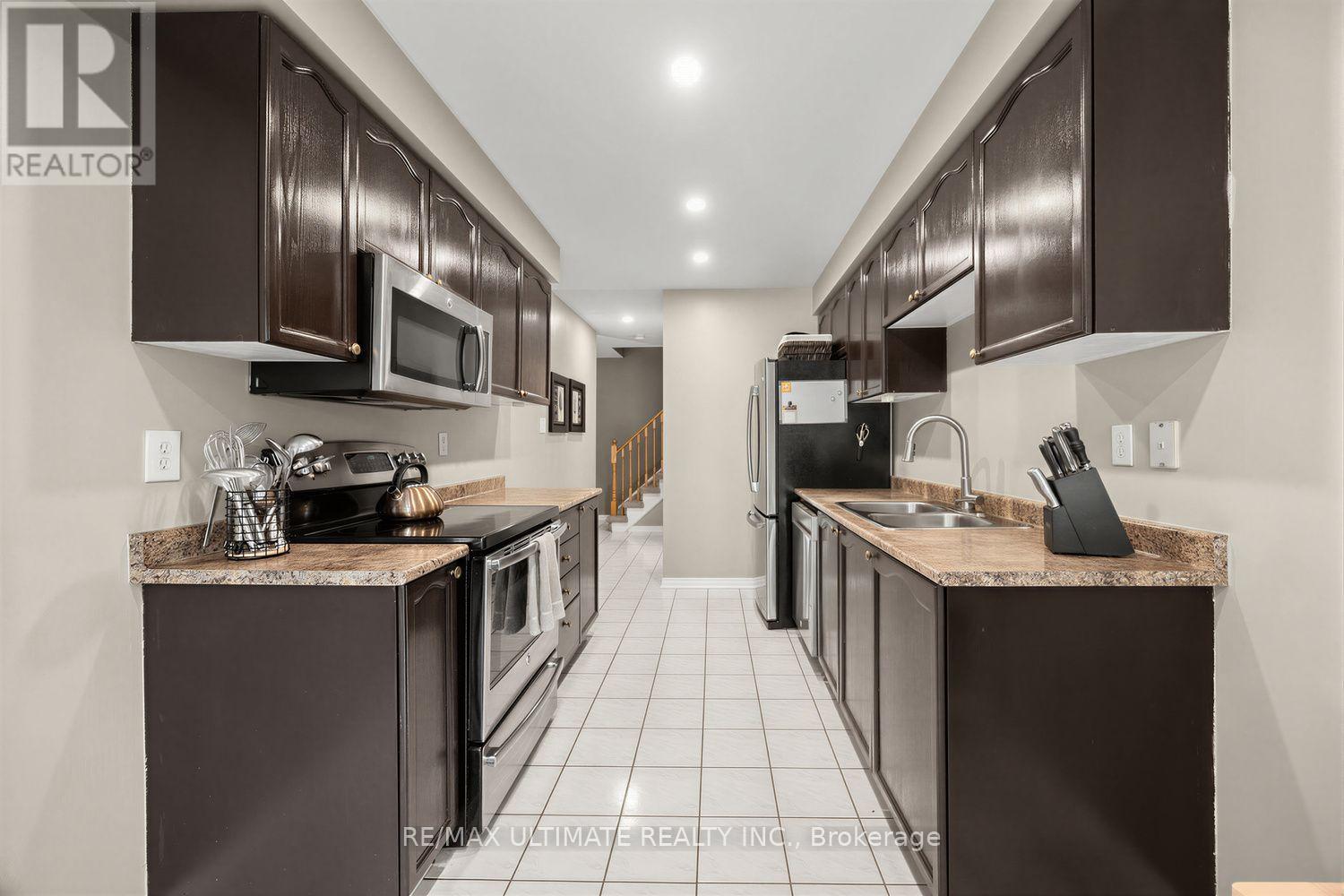 42 Landerville Lane, Clarington, Ontario  L1C 4W8 - Photo 12 - E13868212