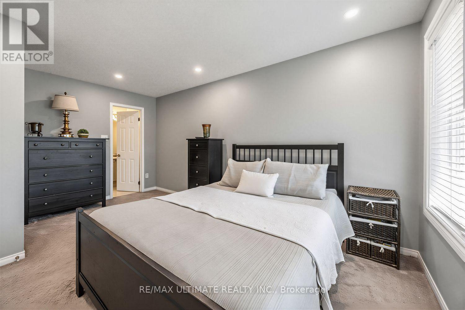 42 Landerville Lane, Clarington, Ontario  L1C 4W8 - Photo 19 - E13868212
