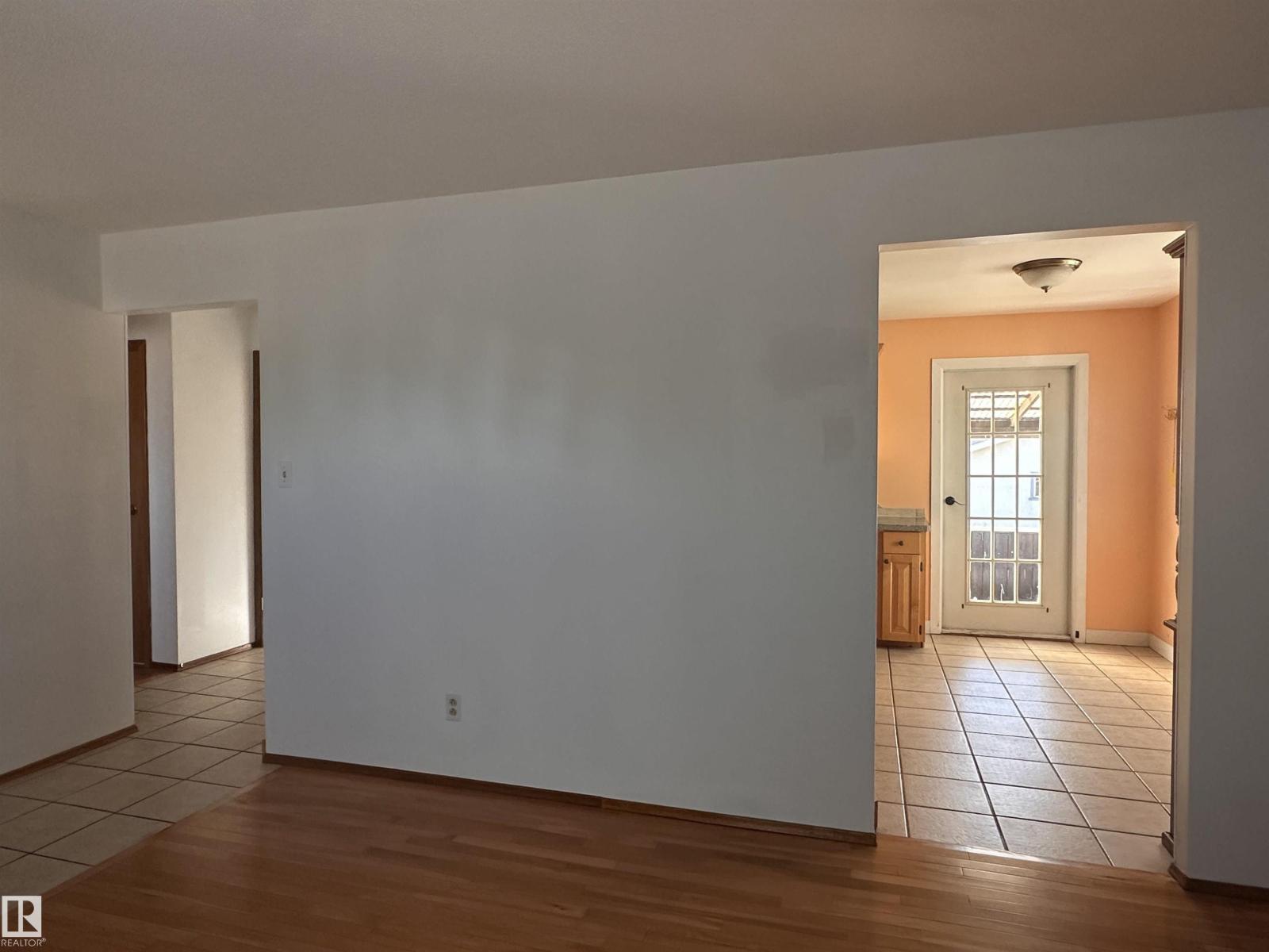 10647 106 ST