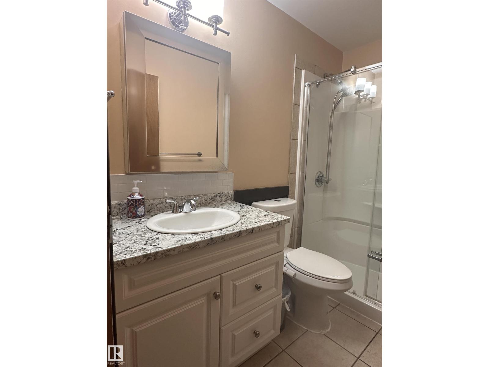 10647 106 ST