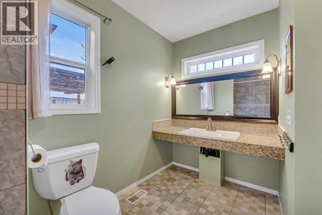 2807 32 Street SW, Calgary, Alberta  T3E 2S1 - Photo 23 - A2350440