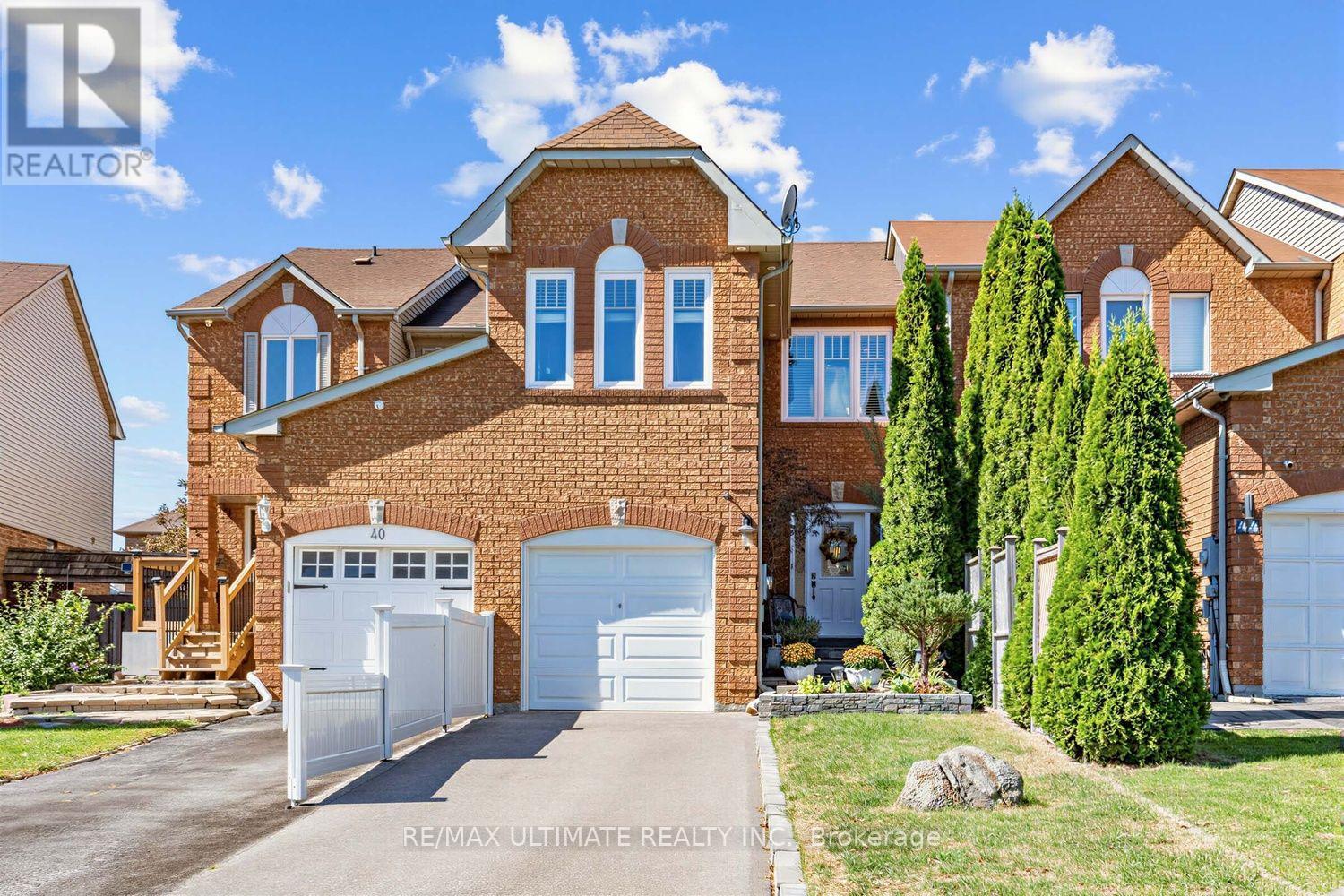 42 LANDERVILLE LANE, Clarington, Ontario