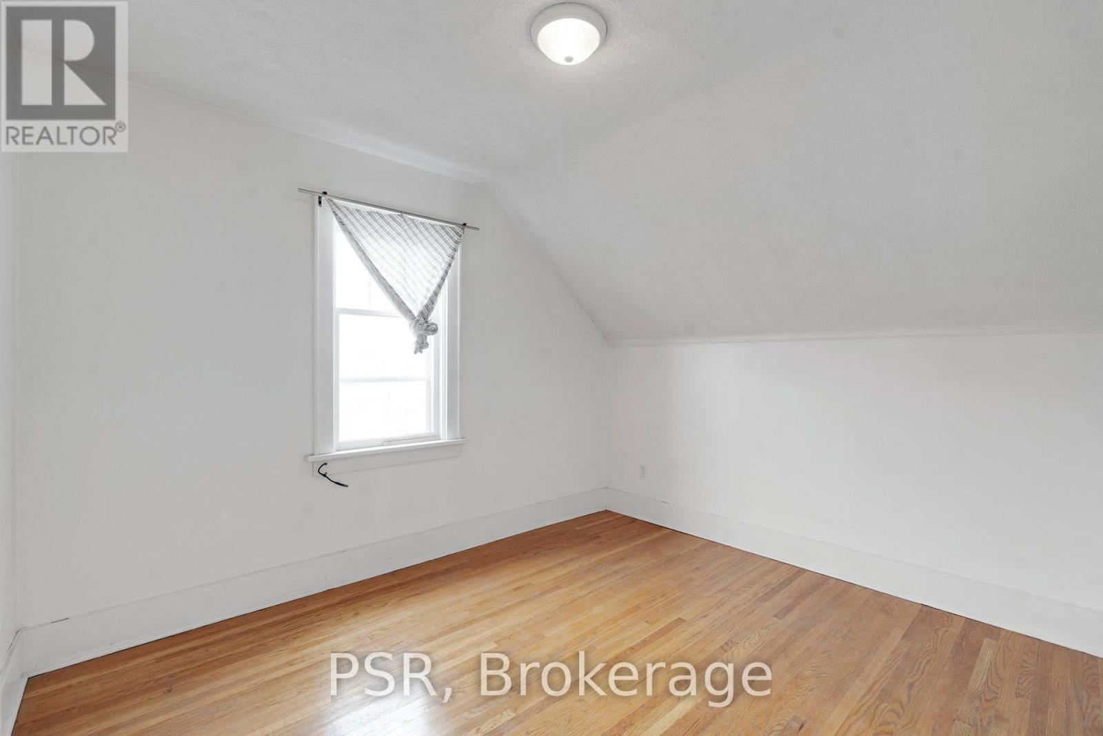 381 Victoria Street N, Kitchener, Ontario  N2H 5E4 - Photo 14 - X13868102