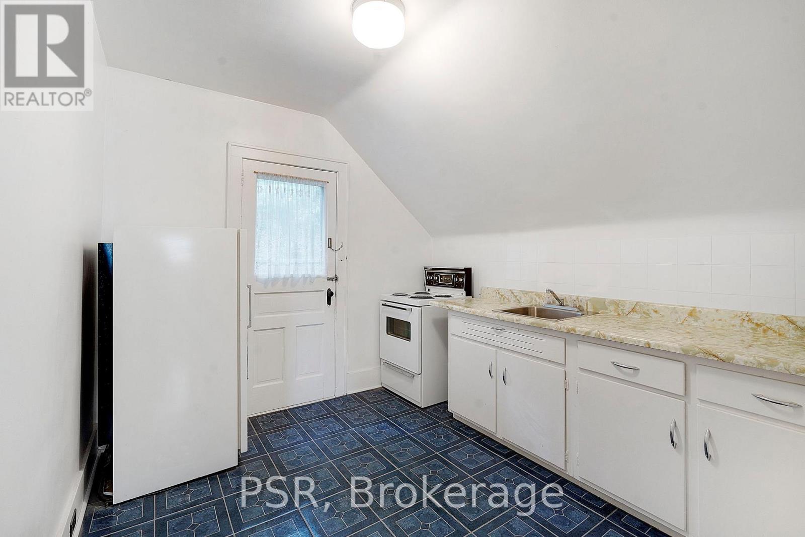 381 Victoria Street N, Kitchener, Ontario  N2H 5E4 - Photo 18 - X13868102