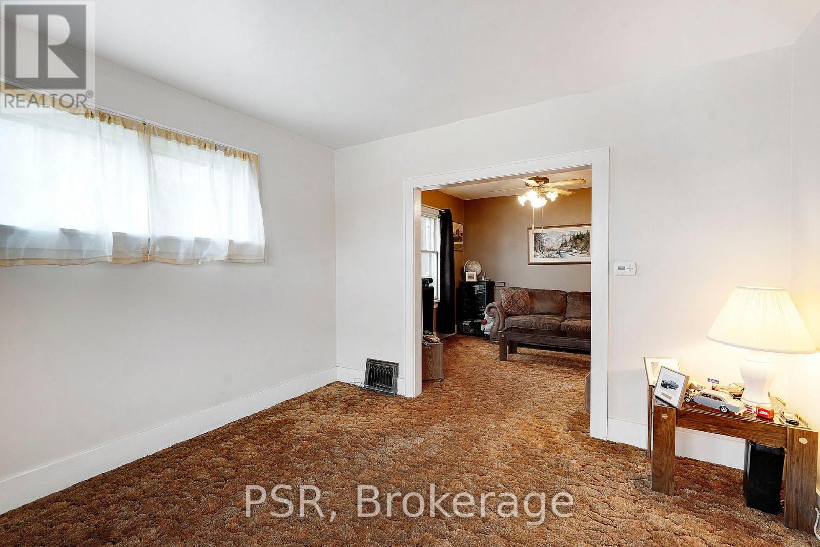 381 Victoria Street N, Kitchener, Ontario  N2H 5E4 - Photo 8 - X13868102
