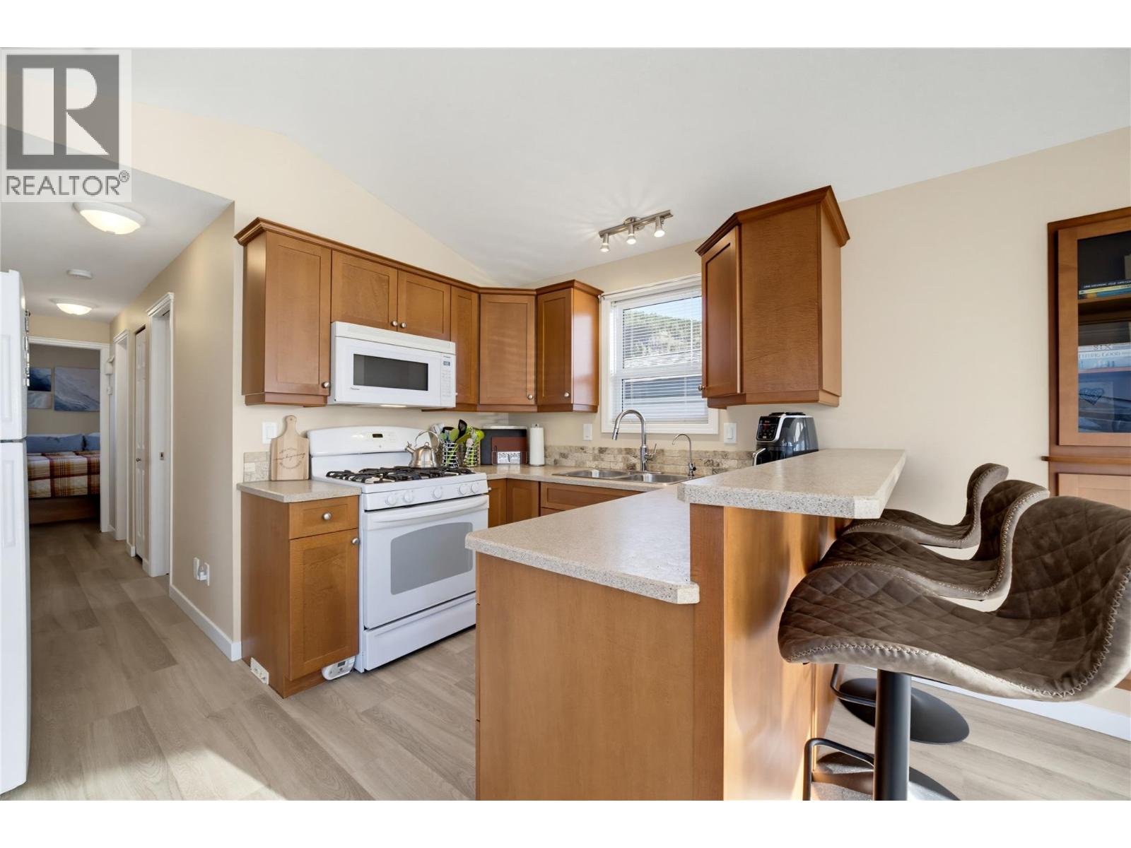 1383 Silver Sands Road Unit# 126, Sicamous, British Columbia  V0E 2V4 - Photo 19 - 10401917