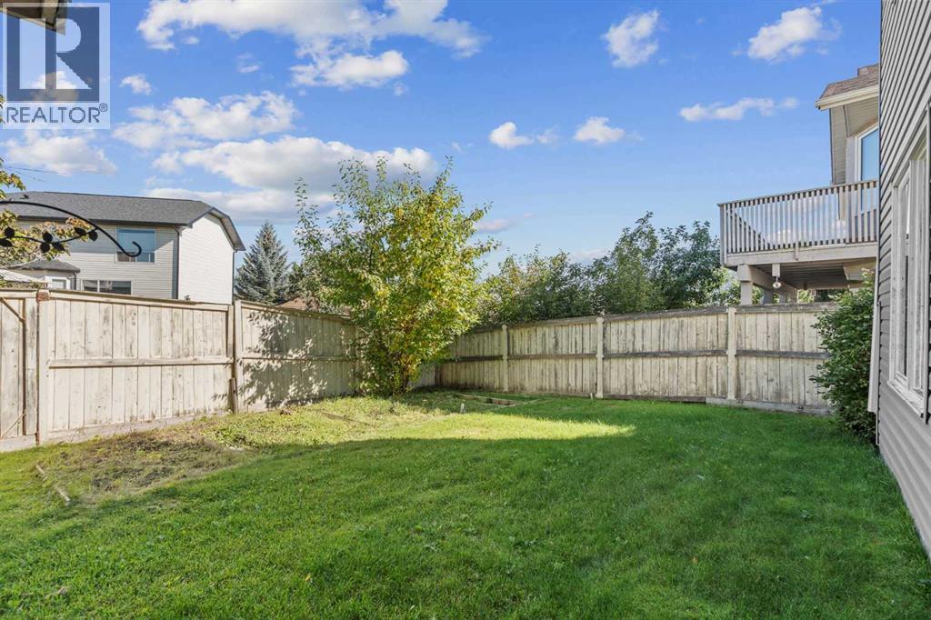 28 Harvest Oak Drive NE, Calgary, Alberta  T3K 4E2 - Photo 25 - A2348367