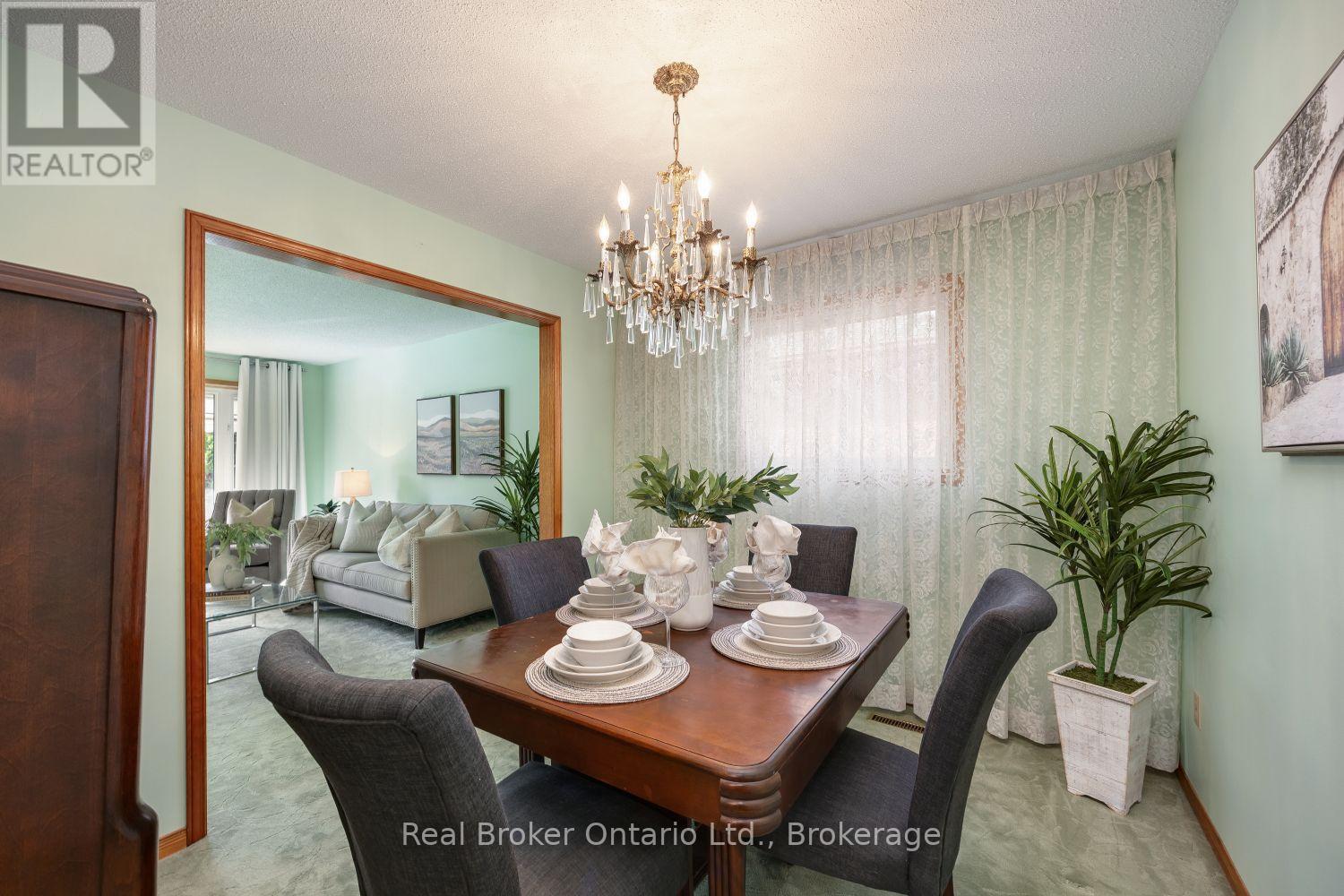 919 Exeter Street, Oshawa, Ontario  L1G 6R9 - Photo 11 - E13868334