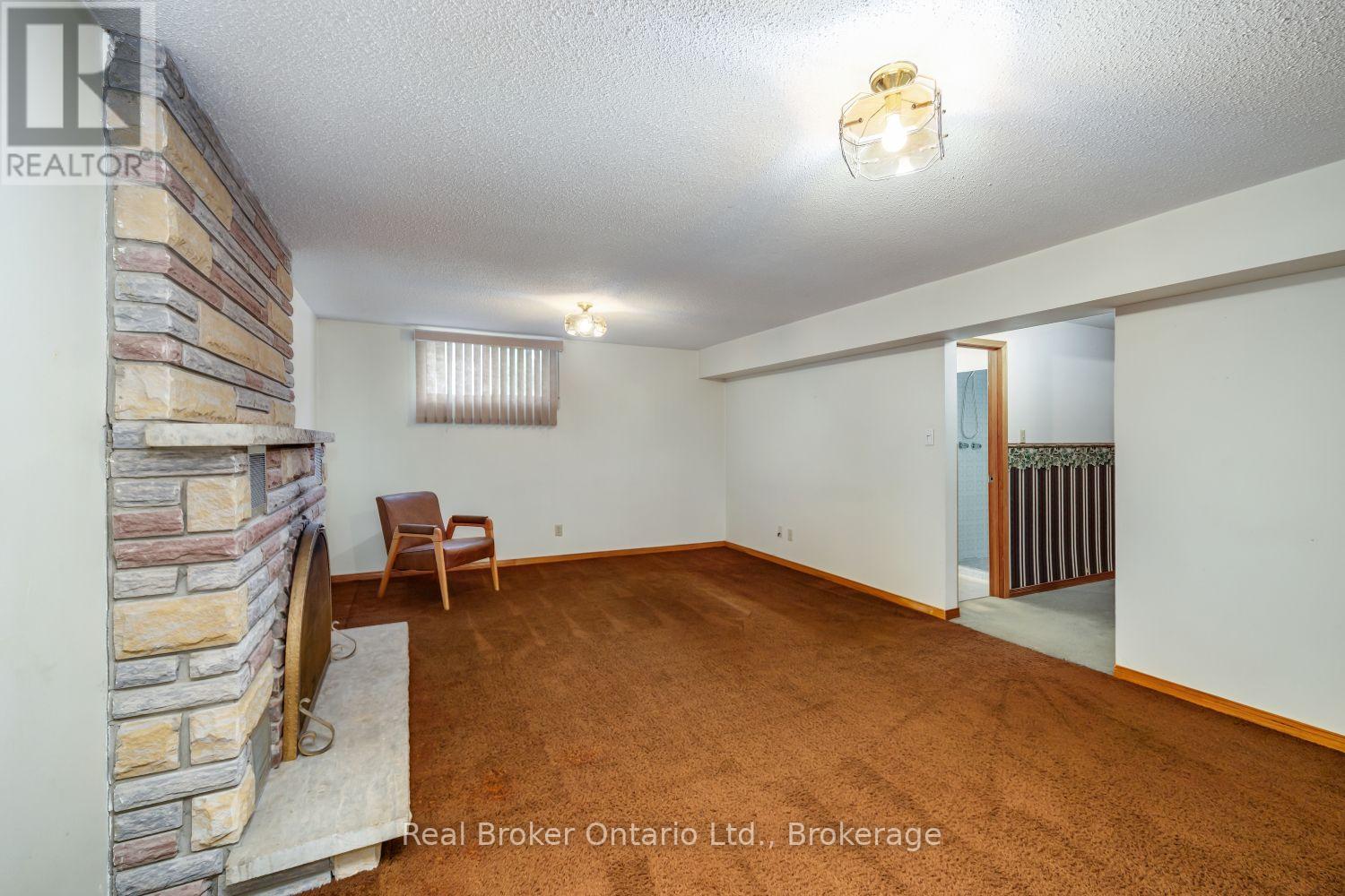 919 Exeter Street, Oshawa, Ontario  L1G 6R9 - Photo 24 - E13868334