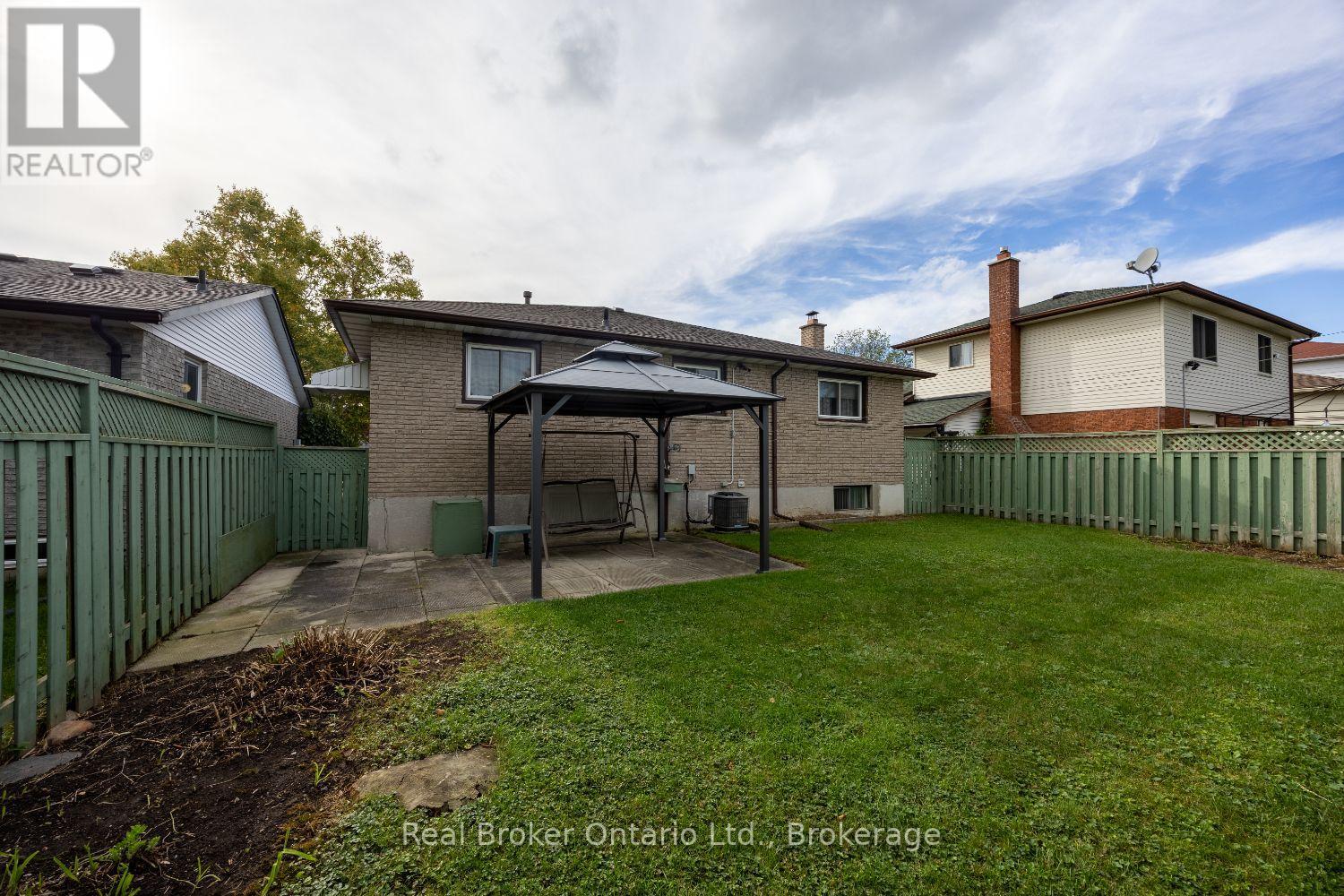 919 Exeter Street, Oshawa, Ontario  L1G 6R9 - Photo 28 - E13868334