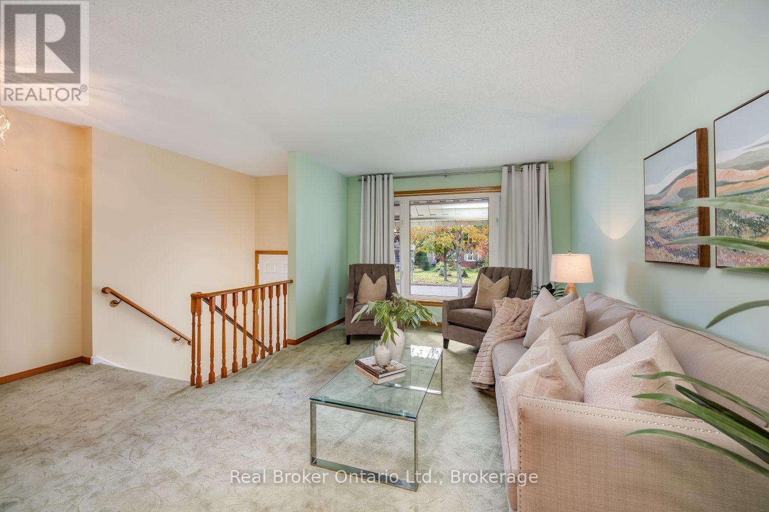 919 Exeter Street, Oshawa, Ontario  L1G 6R9 - Photo 7 - E13868334