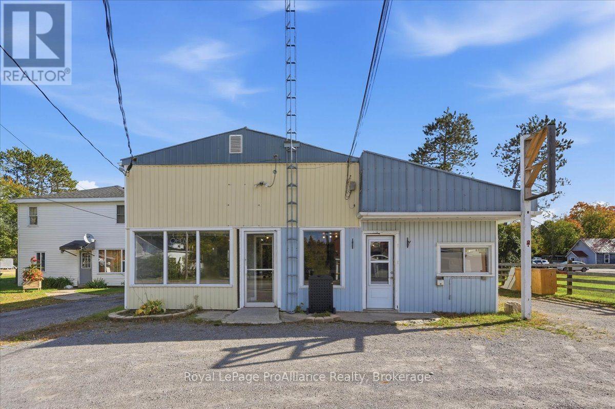 12269 HIGHWAY 41 HIGHWAY, Addington Highlands, Ontario