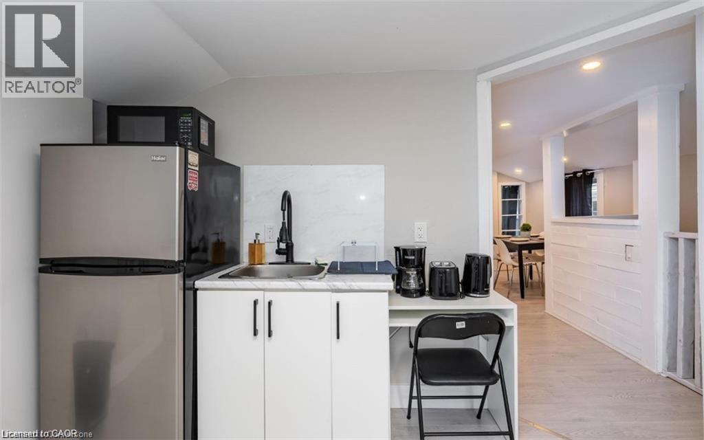 38 Inchbury Street Unit# 3, Hamilton, Ontario  L8R 3B3 - Photo 3 - 40817870