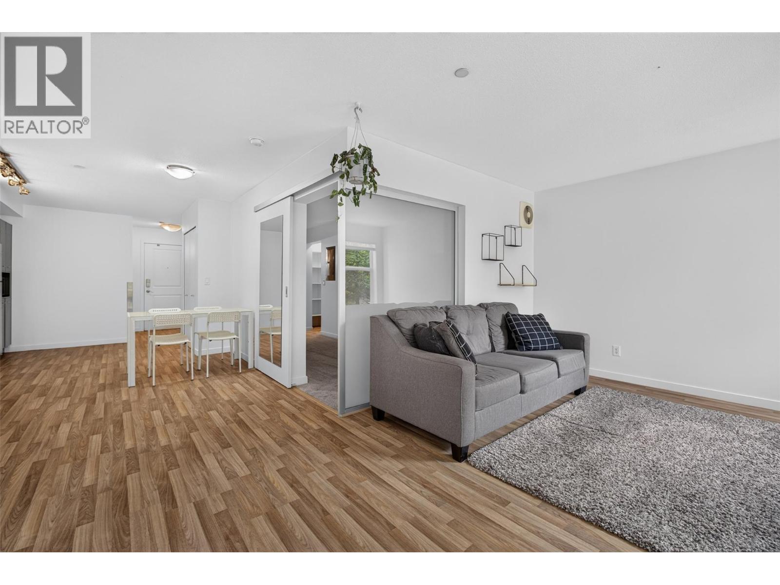 547 Yates Road Unit# 211, Kelowna, British Columbia  V4V 1V1 - Photo 10 - 10401951