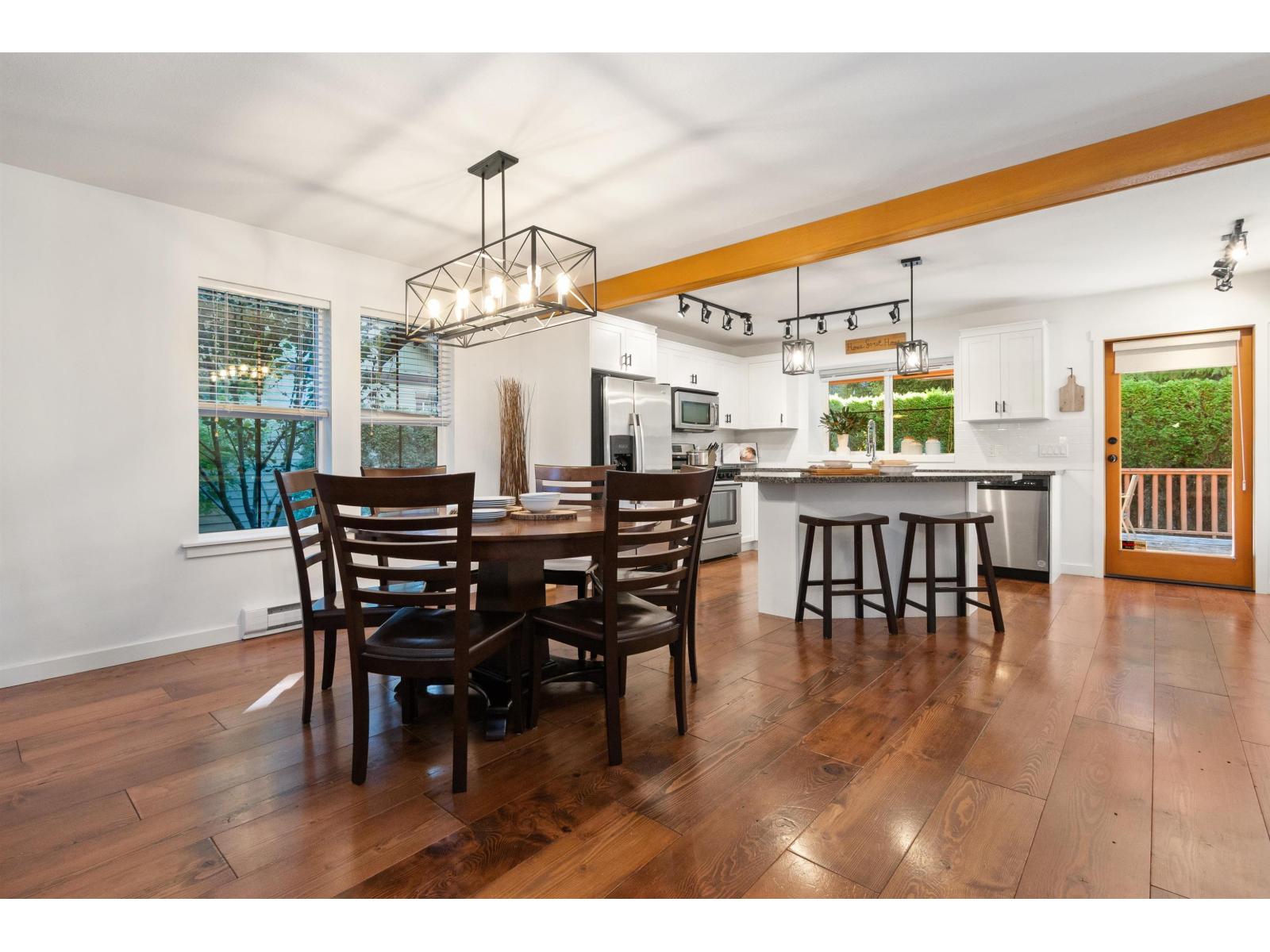 1825 MOSSY GREEN WAY|Cultus Lake South