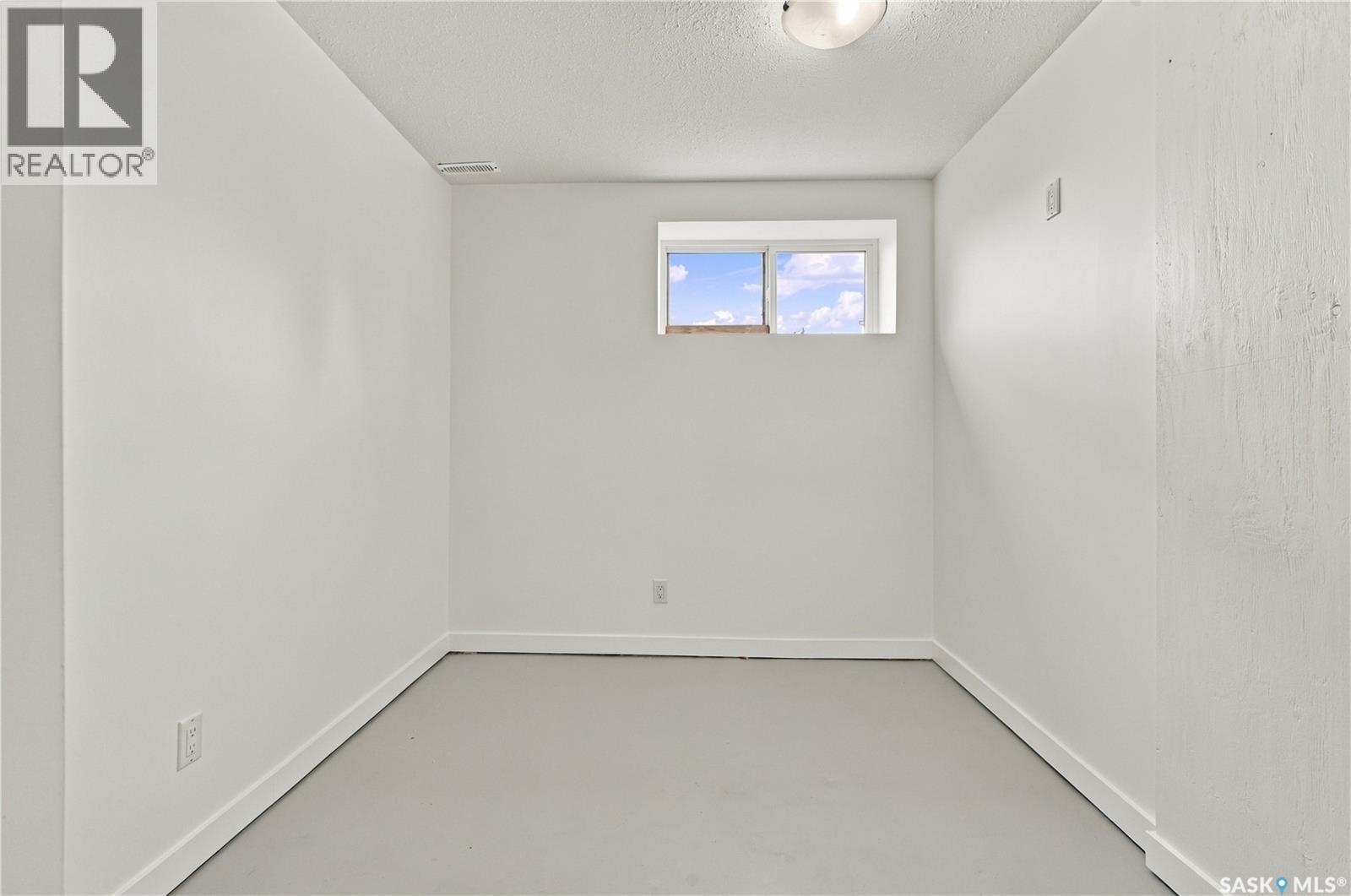 220 Main Street, Pierceland, Saskatchewan  S0M 2K0 - Photo 21 - SK050039