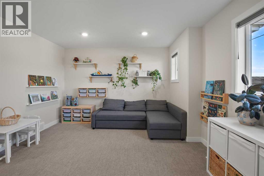 107 Vancouver Crescent