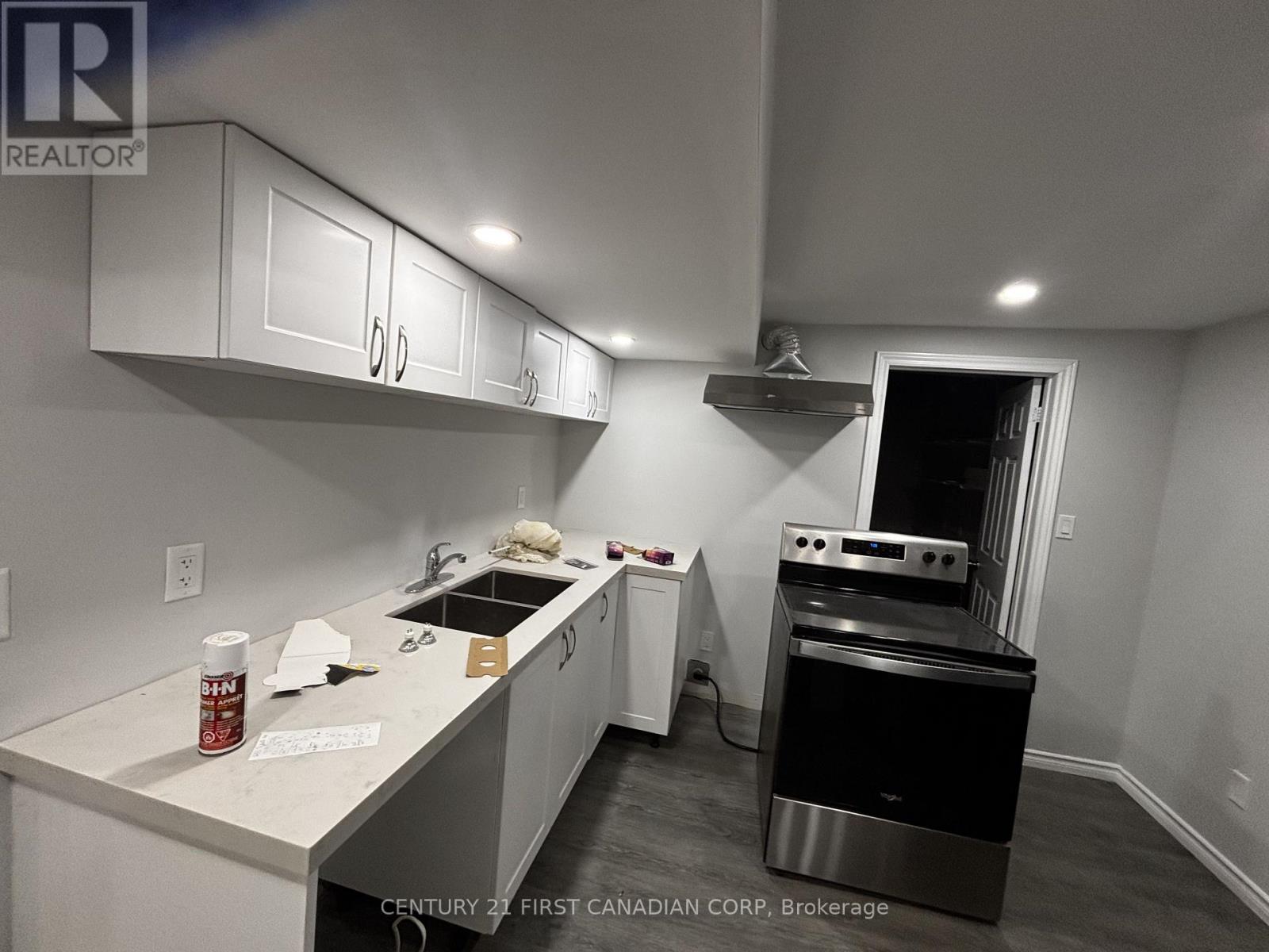 61 Wistow Street, London East, Ontario  N5Y 1C9 - Photo 32 - X13868442