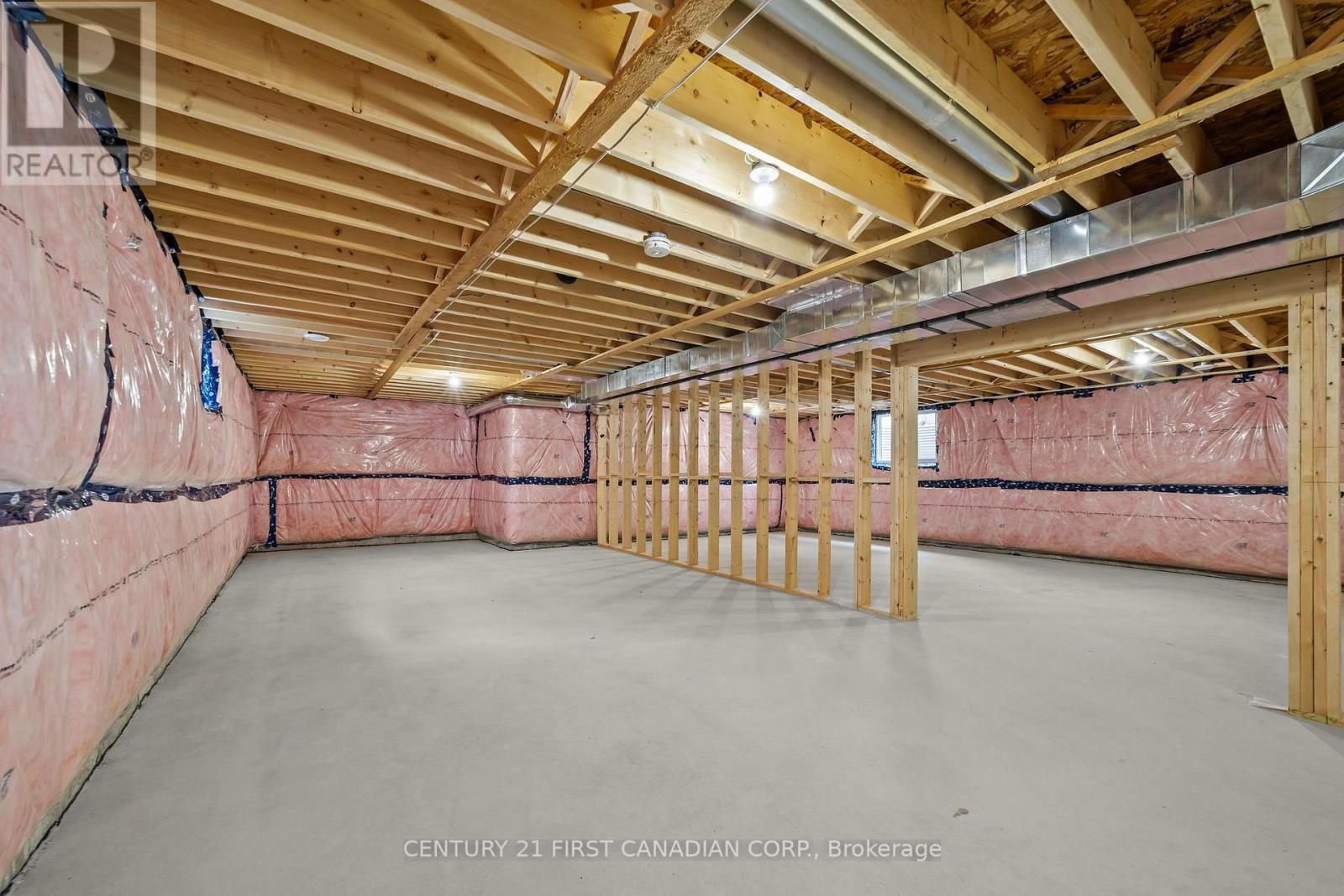 29 Sheldabren Street, North Middlesex, Ontario  N0M 1A0 - Photo 23 - X13868482