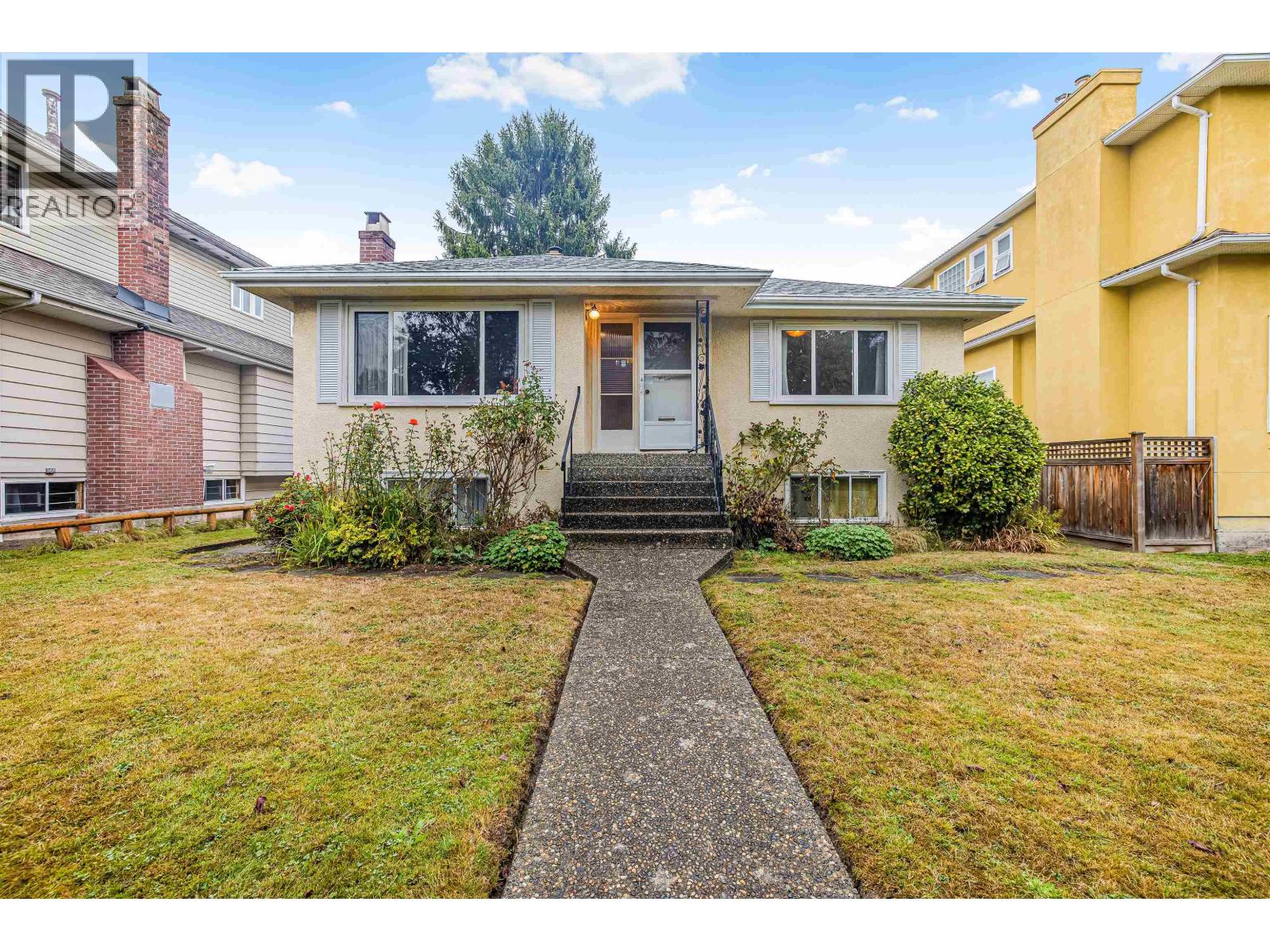 3039 W 20TH AVENUE, Vancouver, British Columbia